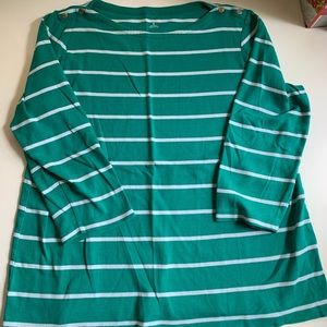 Lands End long sleeve. Size XL.